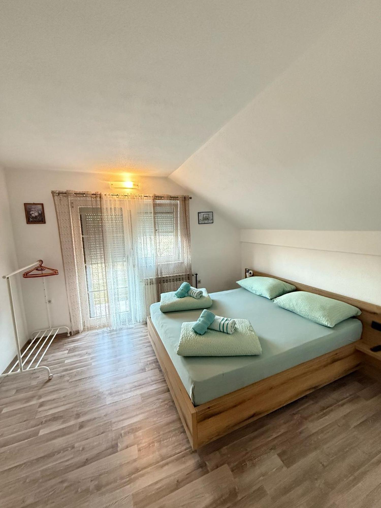 Apartments Marija Vrelo Koreničko Dış mekan fotoğraf