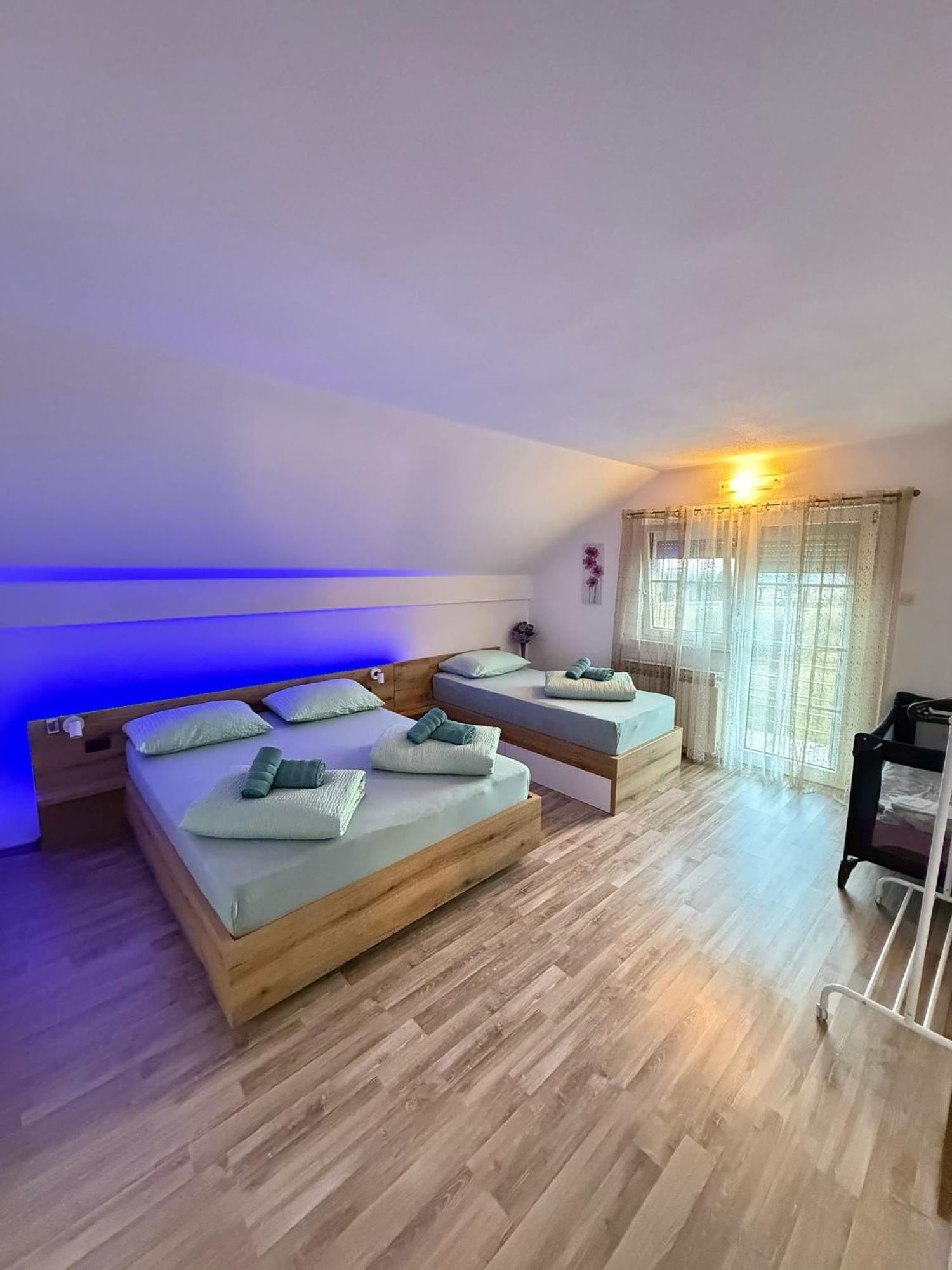 Apartments Marija Vrelo Koreničko Dış mekan fotoğraf