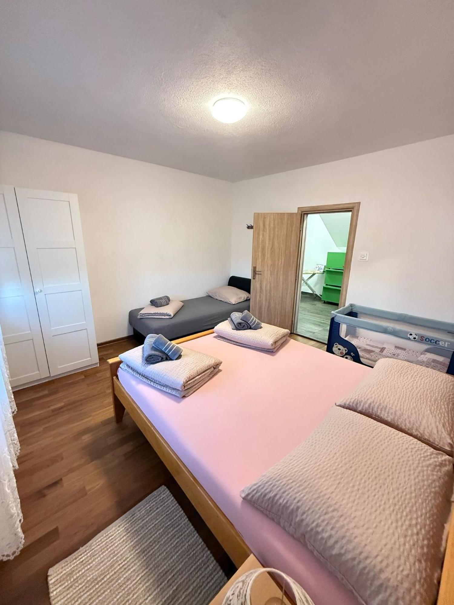 Apartments Marija Vrelo Koreničko Dış mekan fotoğraf