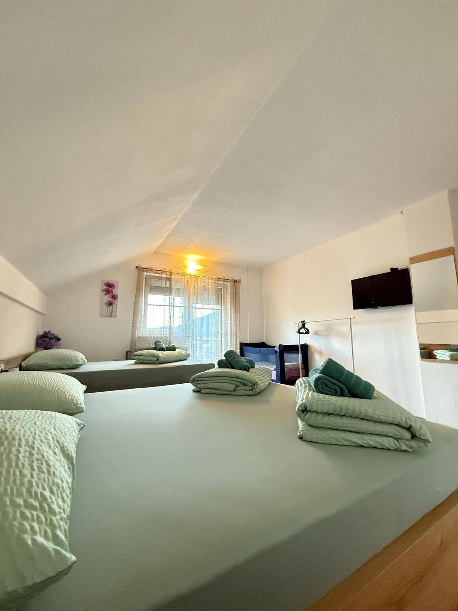Apartments Marija Vrelo Koreničko Dış mekan fotoğraf